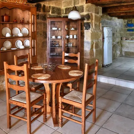 Farmhouse Cala Vila Qala